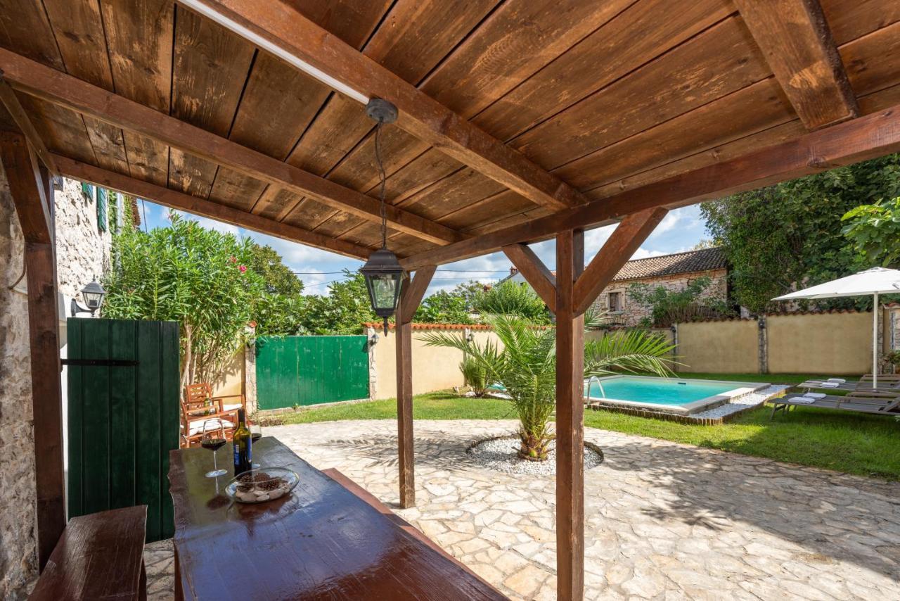 Casa Stifanici Baderna Exterior foto