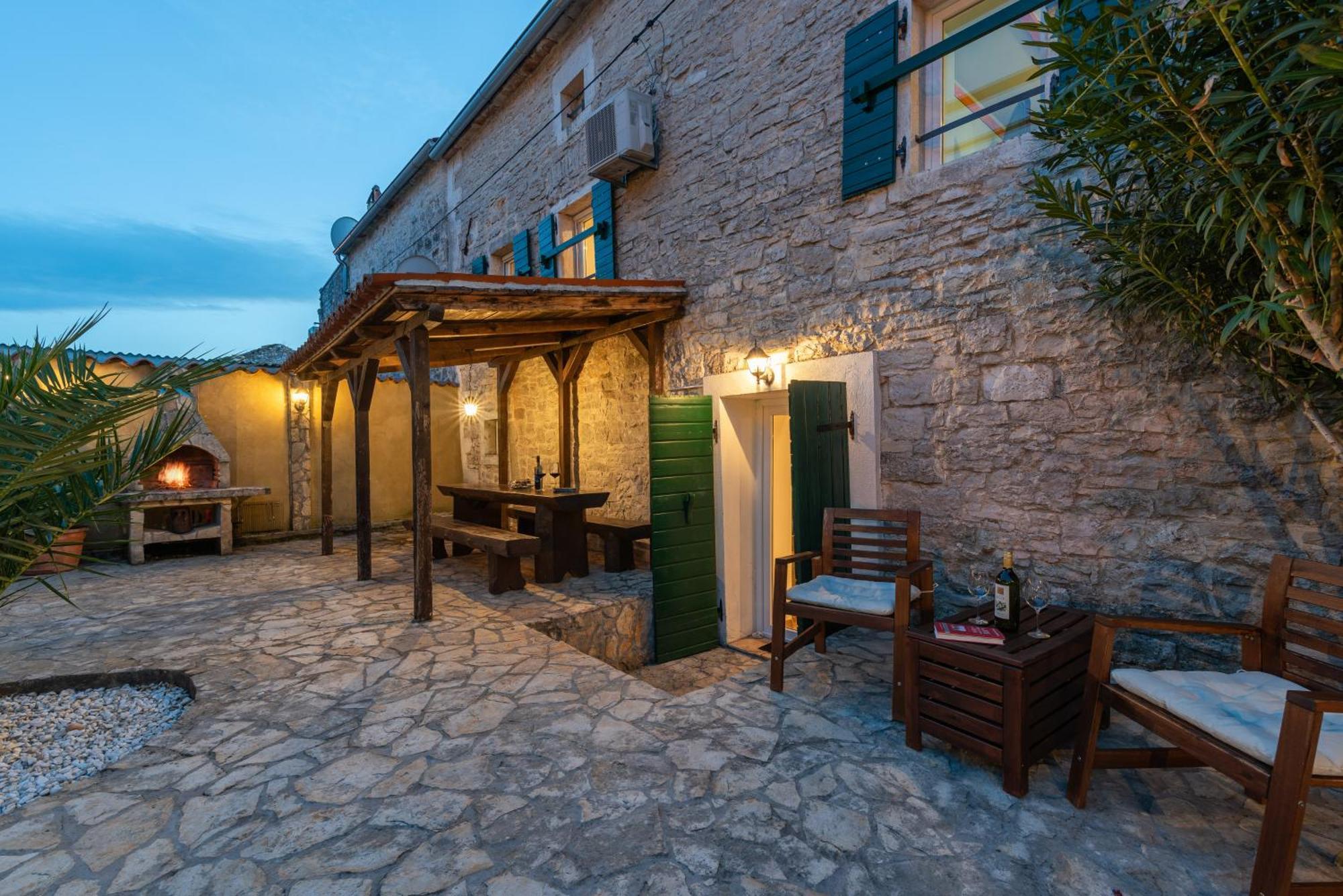 Casa Stifanici Baderna Exterior foto